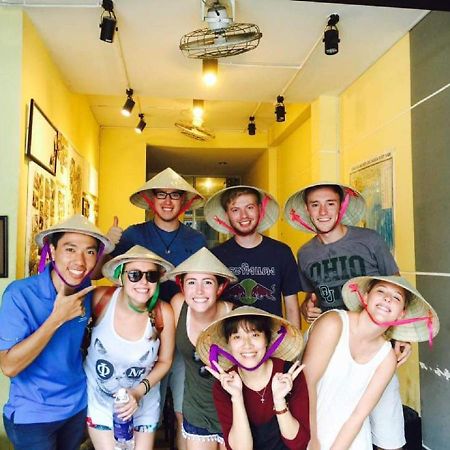 The Art - Vitamin Smiles Hostel Ho Chi Minh-Byen Eksteriør billede