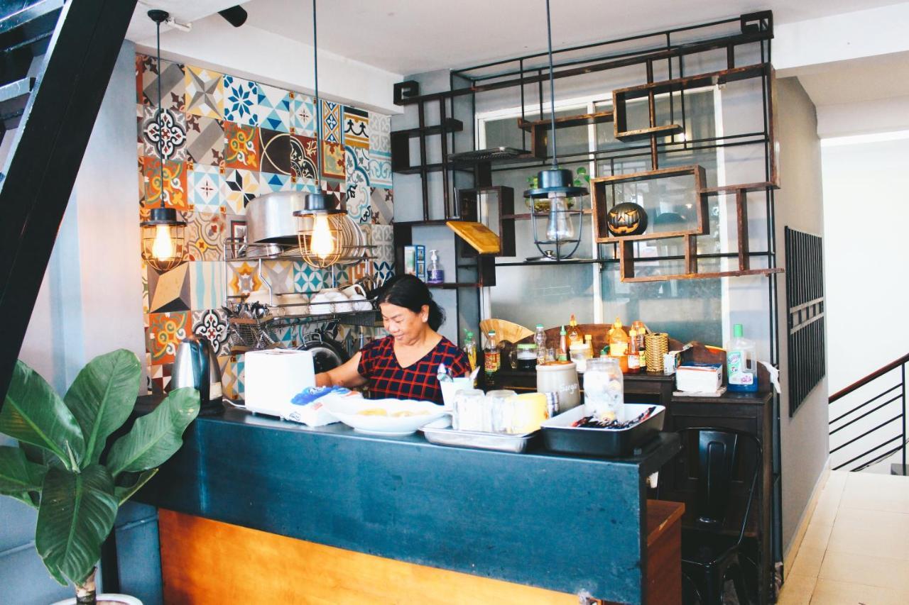 The Art - Vitamin Smiles Hostel Ho Chi Minh-Byen Eksteriør billede