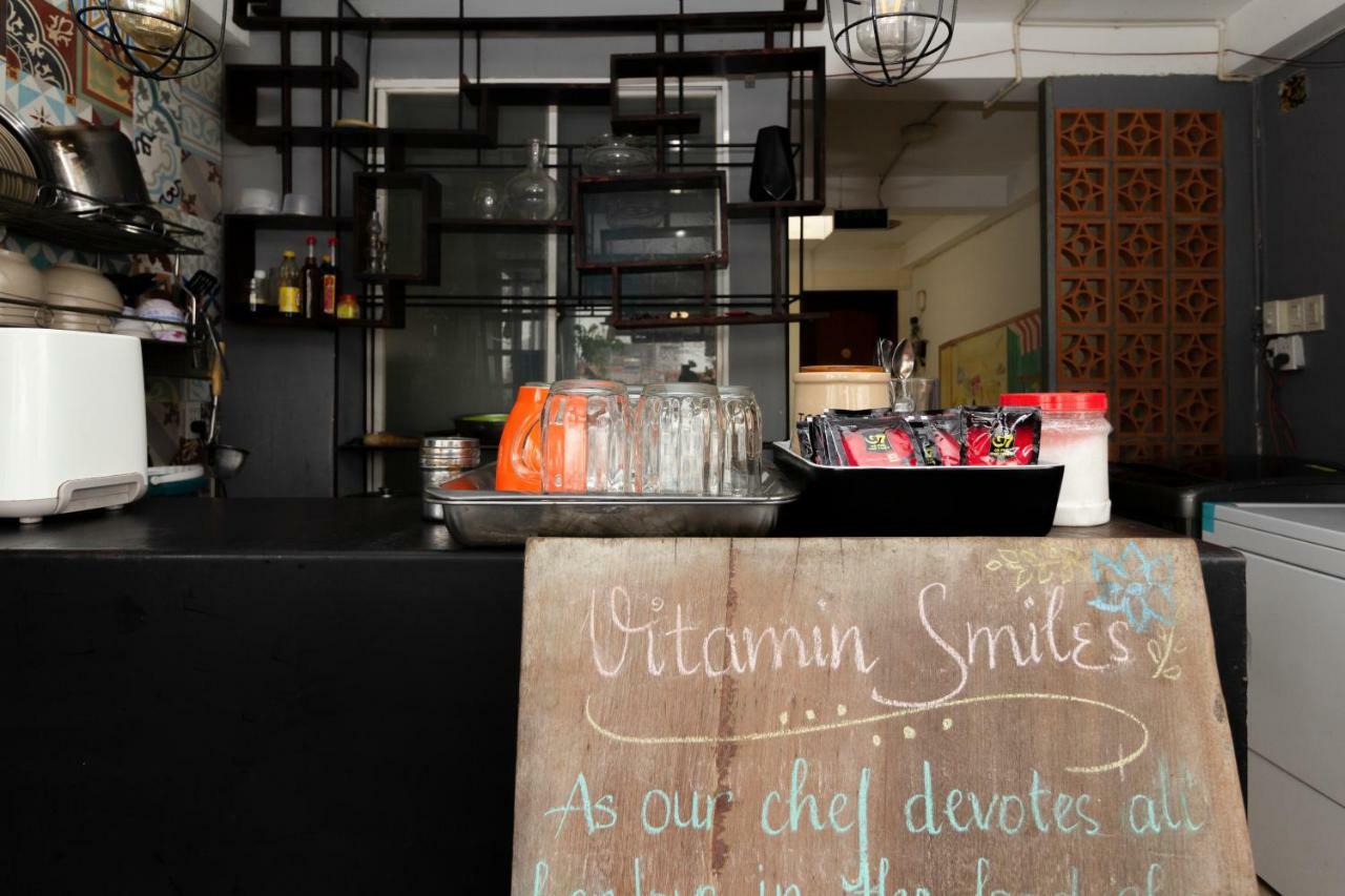 The Art - Vitamin Smiles Hostel Ho Chi Minh-Byen Eksteriør billede