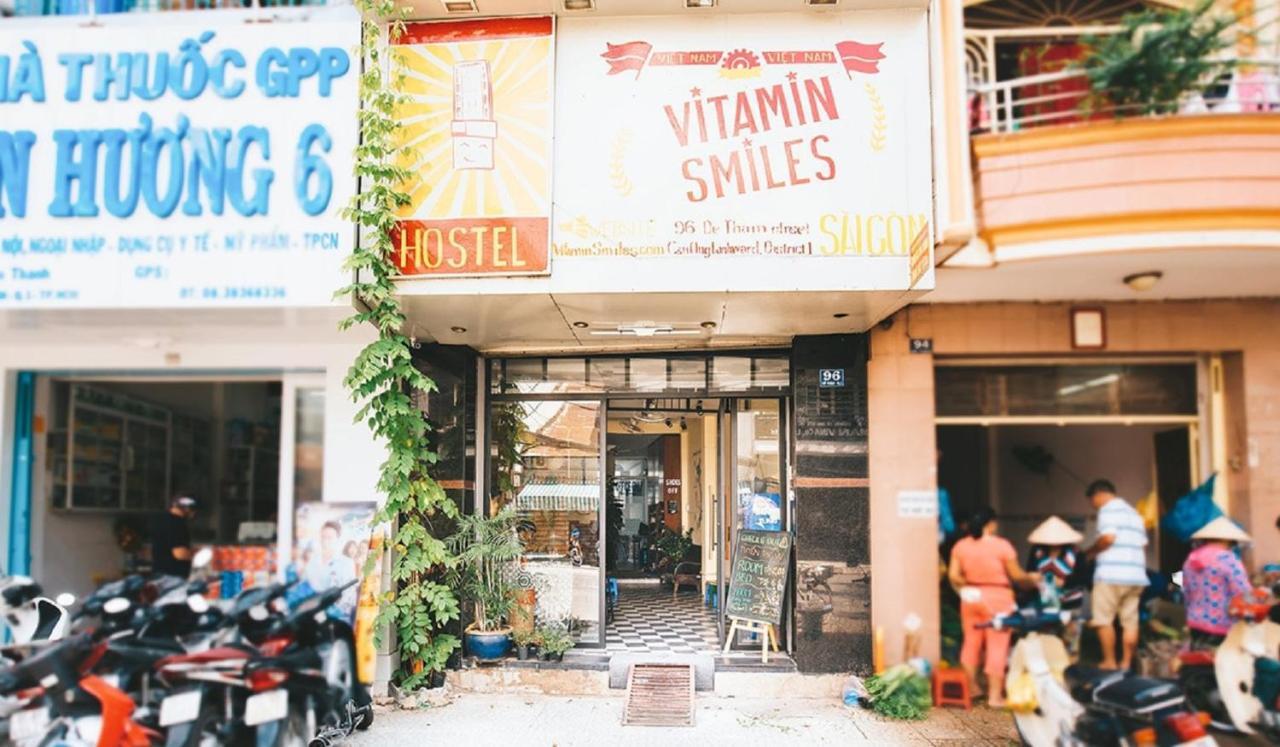 The Art - Vitamin Smiles Hostel Ho Chi Minh-Byen Eksteriør billede